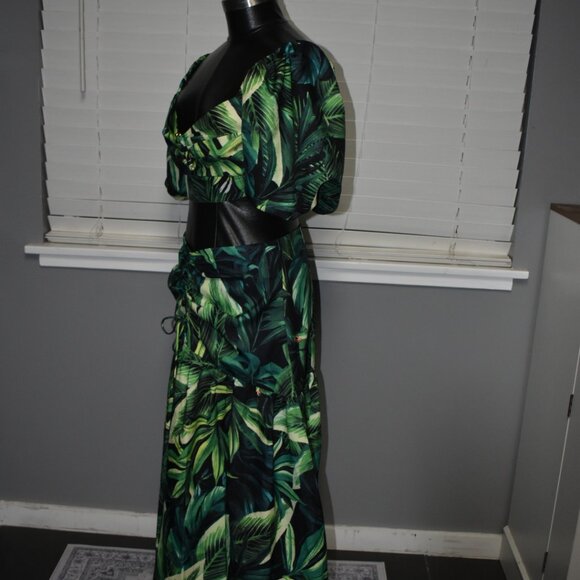 Tropical Resortwear Set (Cropped top and Maxi Skirt) - Picture 7 of 9